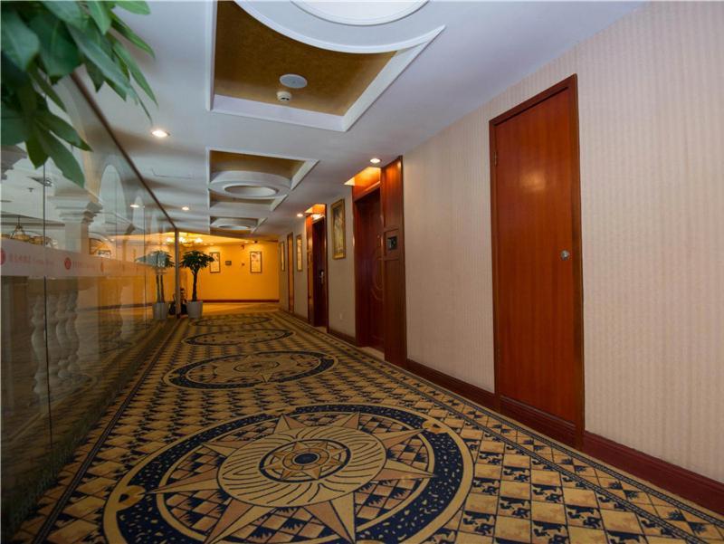 Vienna Hotel Shanghai Pudong Airport Huaxia Road Exterior photo