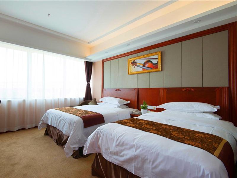 Vienna Hotel Shanghai Pudong Airport Huaxia Road Exterior photo