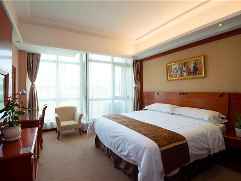 Vienna Hotel Shanghai Pudong Airport Huaxia Road Exterior photo