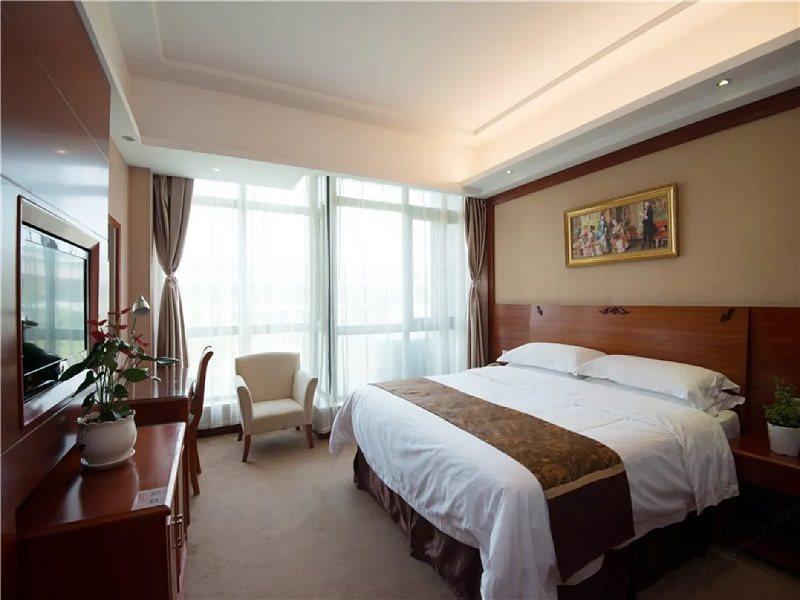 Vienna Hotel Shanghai Pudong Airport Huaxia Road Exterior photo